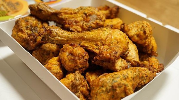 해외서 가장 잘나가는 'K-치킨'… 미국 입맛도 잡았다 < 생활경제 < 기사본문 - THE Biz(더비즈)