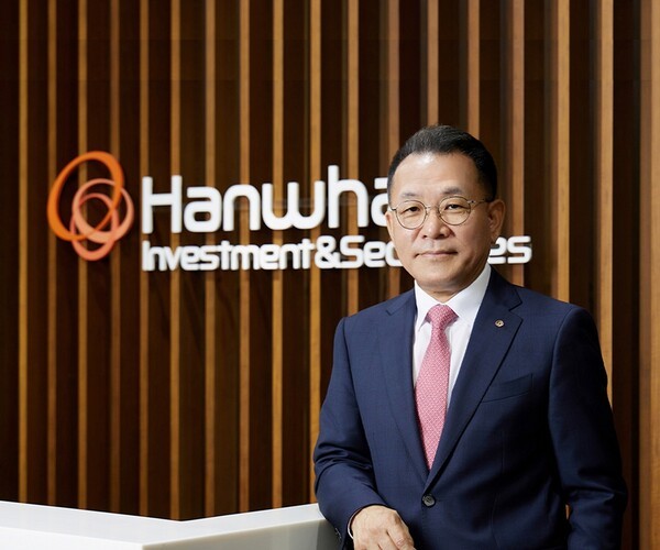 [THE Biz&CEO] 30년 '원클럽맨' 장병호 한화證 대표...디지털 자산에 미래... - 뉴스 썸네일 이미지
