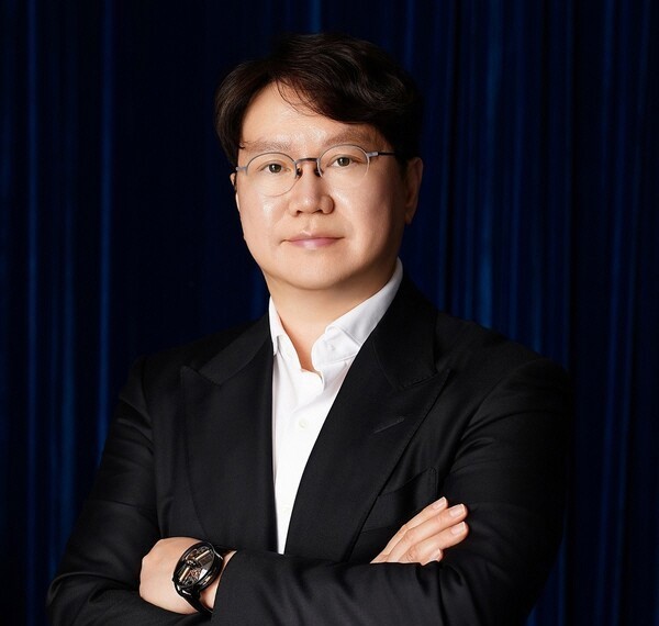 [THE Biz&CEO] AI 반도체 숨은 지배자, 곽동신 한미반도체 회장 - 뉴스 썸네일 이미지