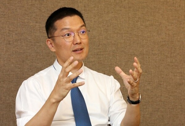 [Biz&Law] 'LG 맏사위' 윤관, 韓 국세청 결정 카드 美서 막혔다...法 "반영... - 뉴스 썸네일 이미지