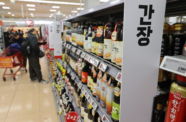 설탕·밀가루·전분당 이어 장류까지... 식품가 '담합 조사' 도미노 - 뉴스 썸네일 이미지