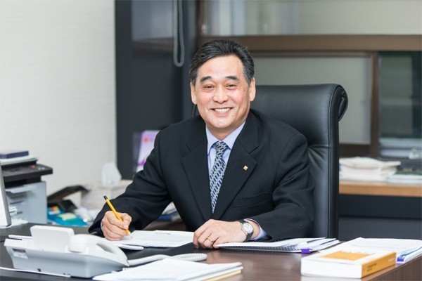 'K-금융 무덤' 넘을까... 김기홍 JB금융 회장, 인니 여전사 안착 시험대 - 뉴스 썸네일 이미지
