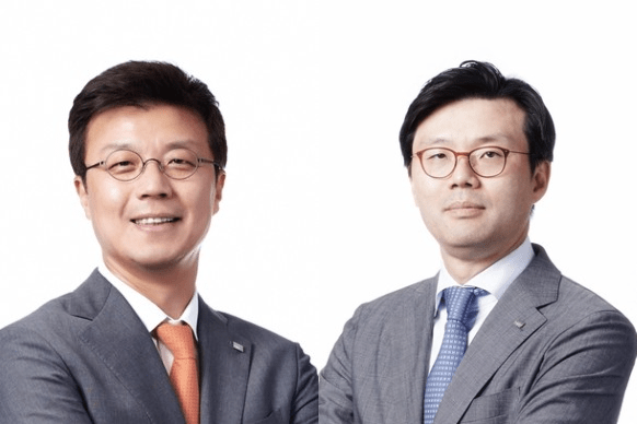 [THE Biz&CEO] 최창훈·이준용 미래에셋운용 각자 대표, 실적은 호조... ... - 뉴스 썸네일 이미지