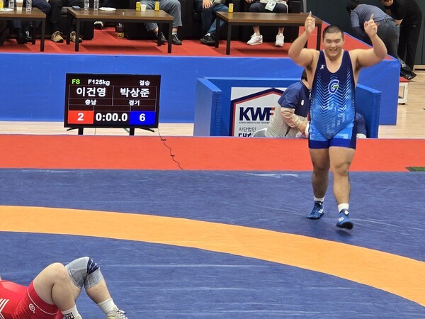 경기도, 전국체전 금 64개·종합 2위 ...선두 경북과 1348점 차 - 뉴스 썸네일 이미지